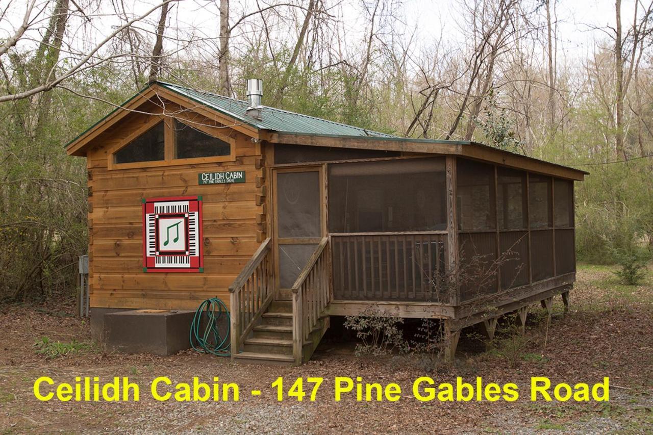 Вілла Pine Gables Cabins Лейк-Луре Екстер'єр фото